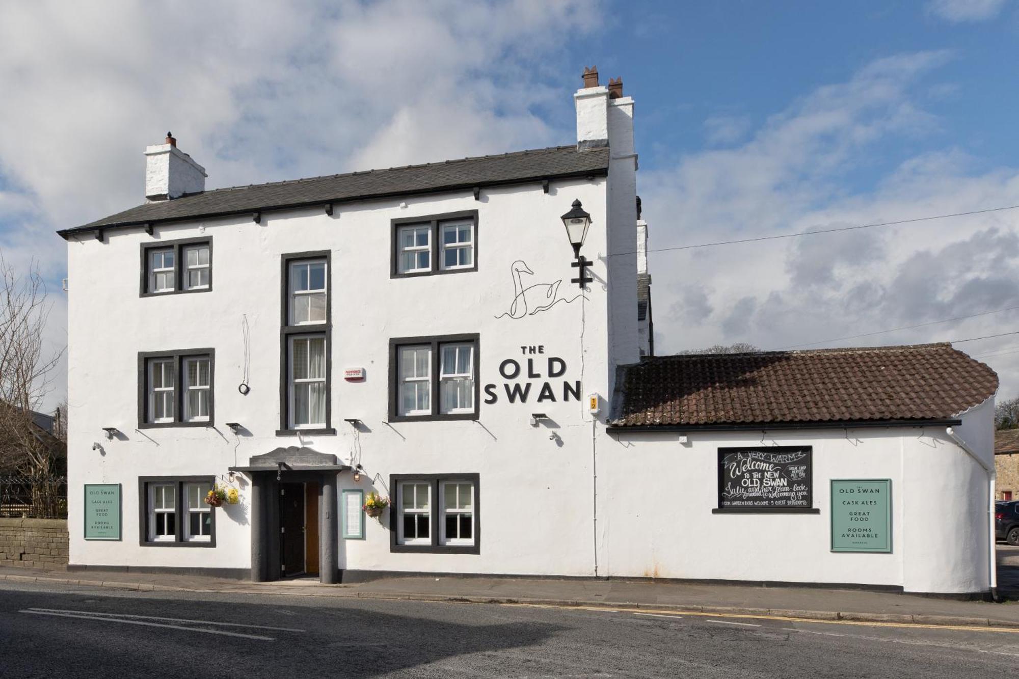 Old Swan Hotel Skipton Exterior photo